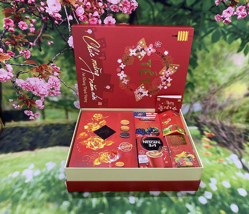 Hộp quà tết 300K