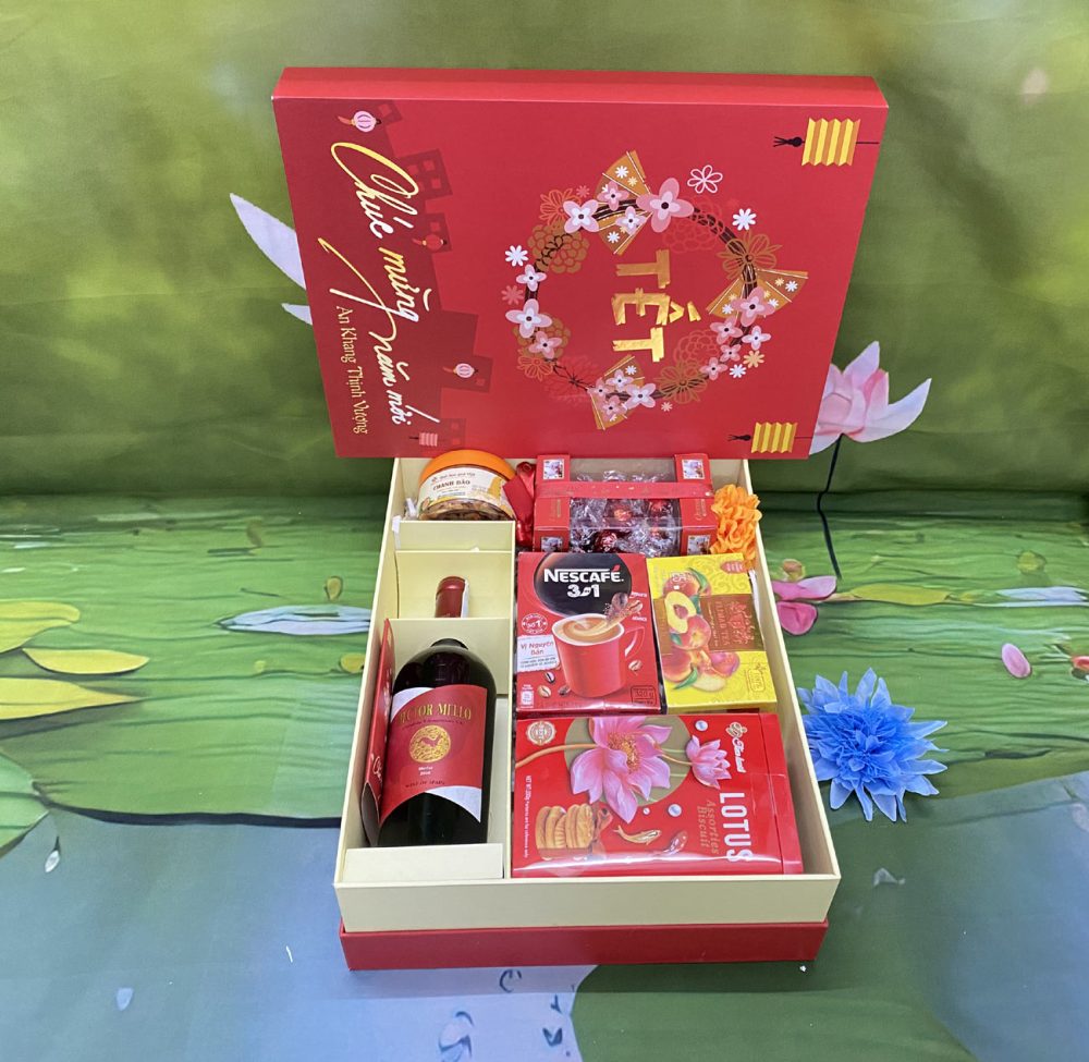 Hộp quà tết giá 600K